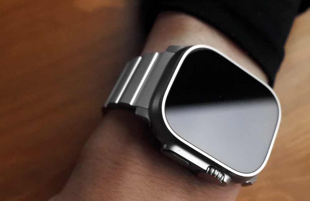 NOMAD Apple Watch Aluminum Band シルバー